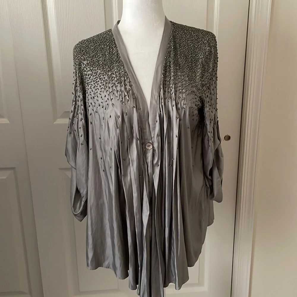 Elizabeth and James Beaded Silver/Gray Blouse - Picture 2 of 12